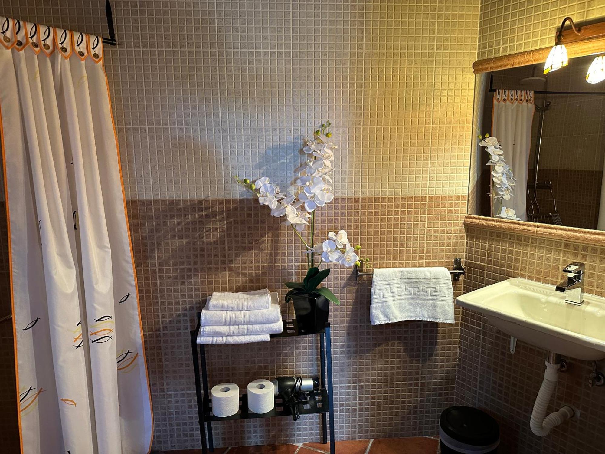 Hotel Rural La Covacha Losar De La Vera Εξωτερικό φωτογραφία
