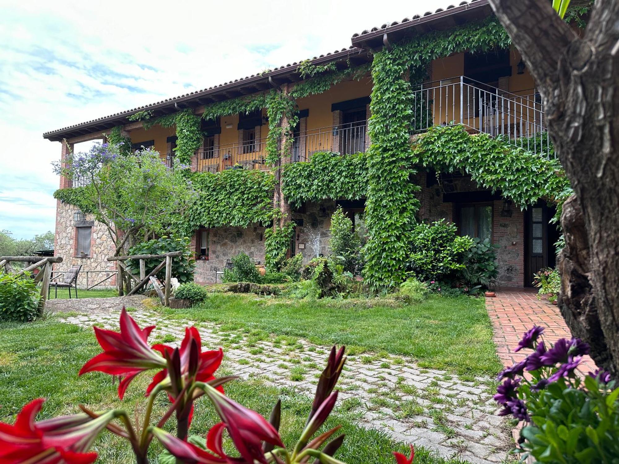Hotel Rural La Covacha Losar De La Vera Εξωτερικό φωτογραφία